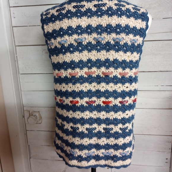 Vintage 1990s Y2K Crochet Vest Blue Cream Stripes Boho Hippie Retro - Picture 5 of 12